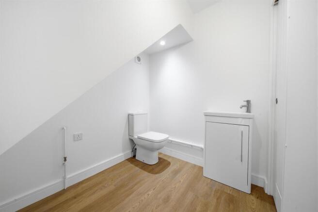 3 bed Detached for sale Image 6
