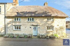 33, Old Town, Brackley NN13 7BZ