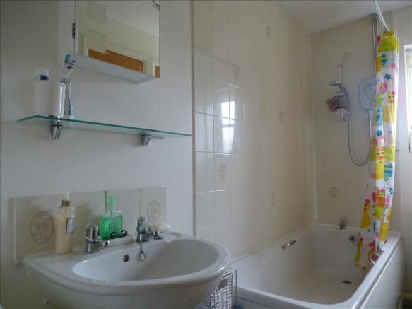 Photo 12
