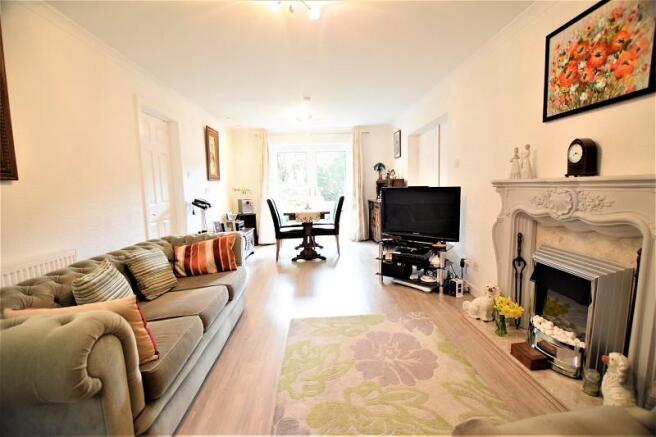 Annexe Lounge/Dining room