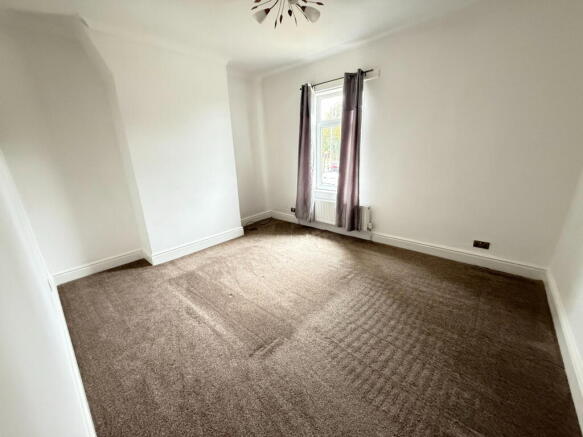 2 bed Terraced for sale Image 8