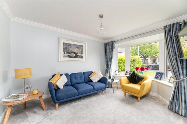 5 bed Detached for sale Image 5