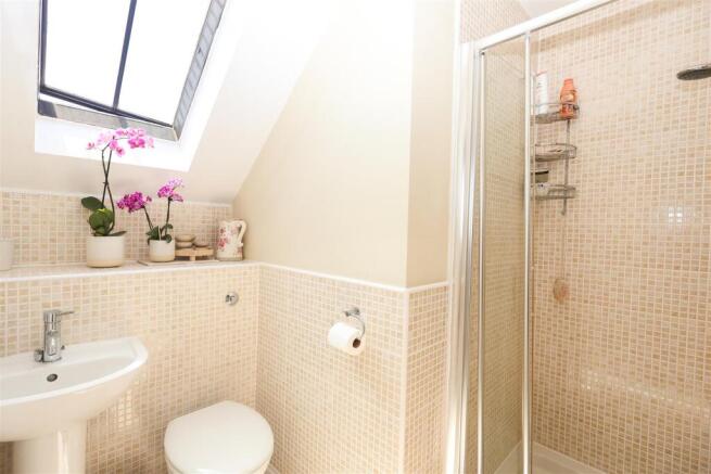3 bed Detached for sale Image 12