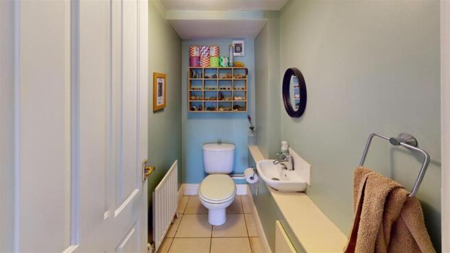 4 bed Terraced for sale Image 10