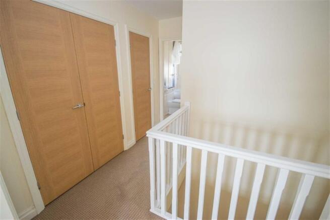 FIRST FLOOR LANDING