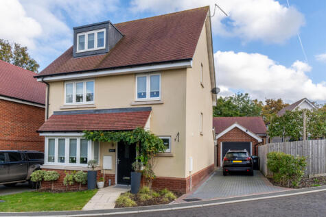 King Charles Drive, Stansted, Essex, CM24