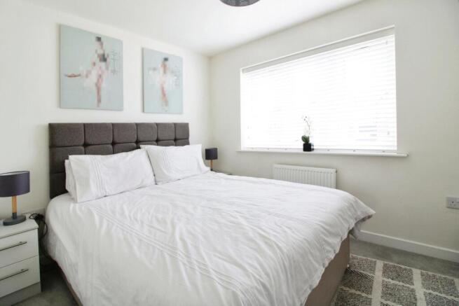 2 bed Semi-Detached to rent Image 6