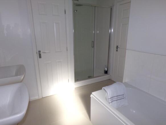 En-suite Bathroom