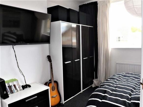 Photo 9