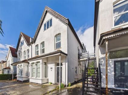 Sunningfields Road, London, NW4