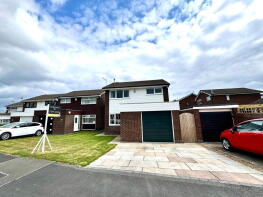 20, Fallow Fields Drive, North Reddish, Stockport SK5 6XT