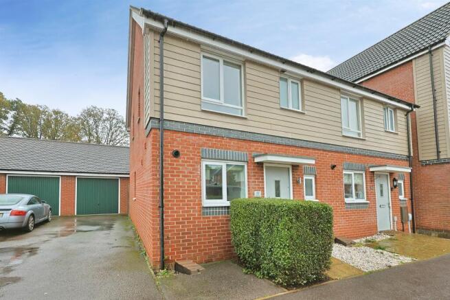 3-bed semi-detached on Redpoll Road, Costessey, Norwich, £240,000