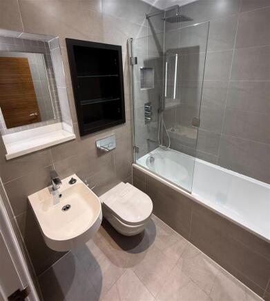 1 bed Apartment to rent Image 8