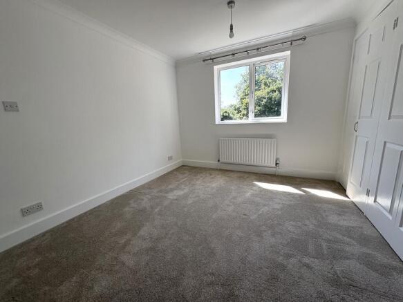 3 bed House to rent Image 6