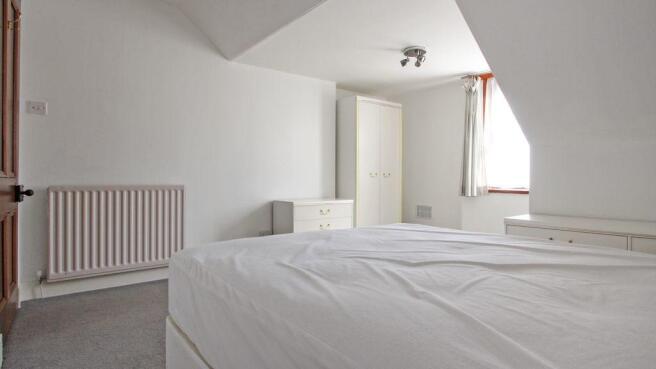 Bedroom 2 (Double)