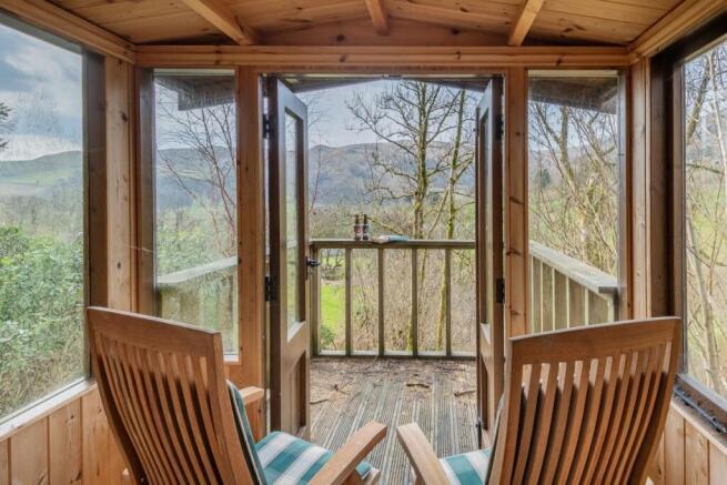 Middle Holme Summer House