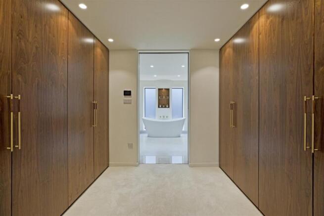 3 bed Barn Conversion for sale Image 10