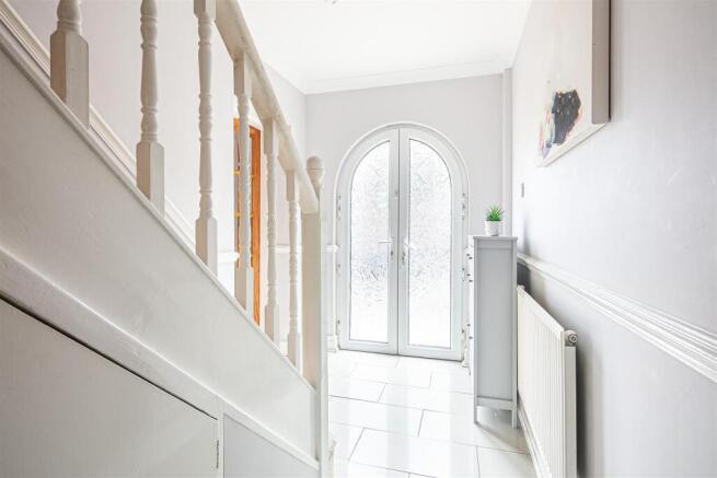 4 bed Semi-Detached for sale Image 10