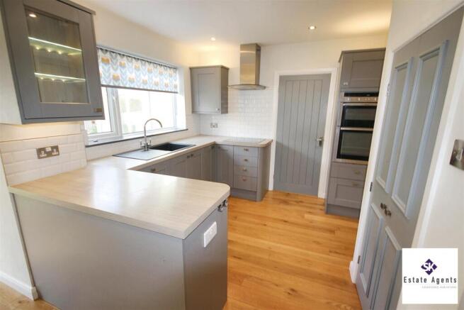 Open Plan Kitchen / Diner