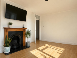 30, Elwyn Gardens, London SE12 9LT