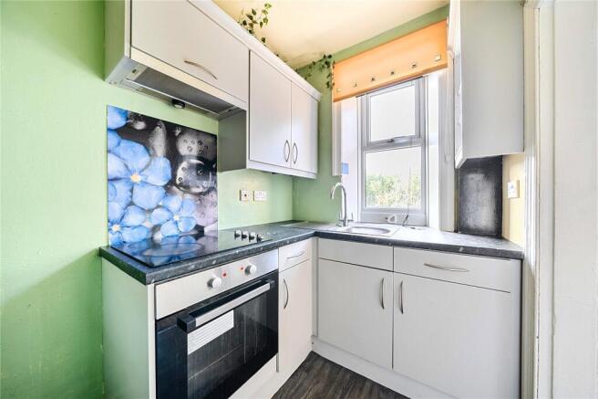 2 bed Terraced for sale Image 8