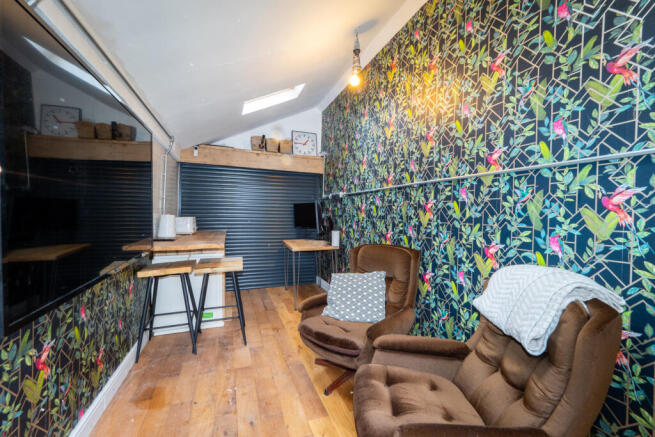Garage/ Fun Room
