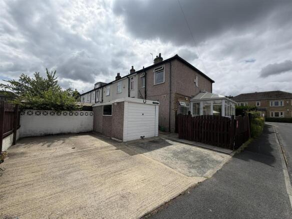 2 bed House for sale Image 6
