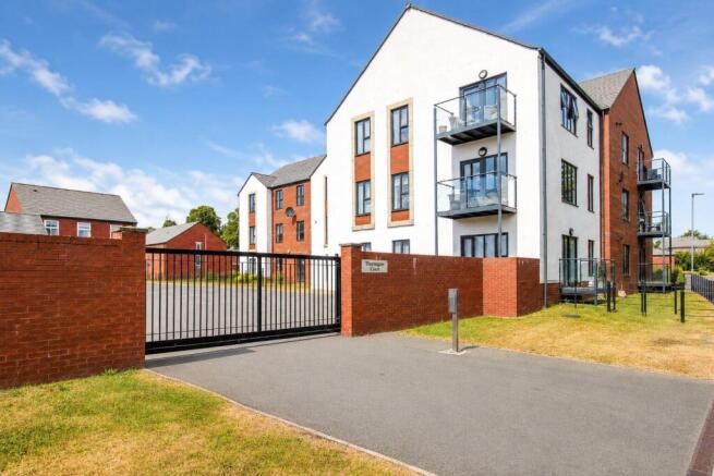 2 bed Apartment for sale Image 12