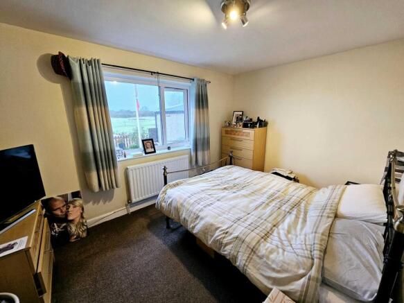 3 bed Detached Bungalow for sale Image 7
