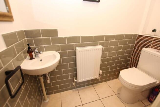 Cloakroom / WC