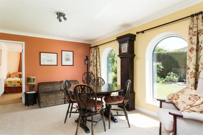 Dining Room Alt View