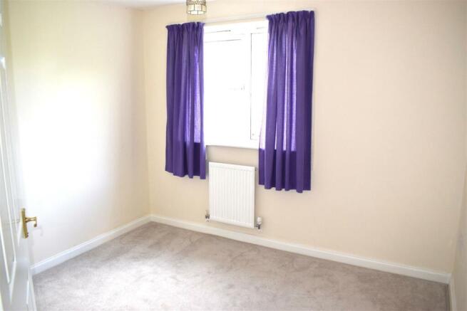 Bedroom 1.JPG