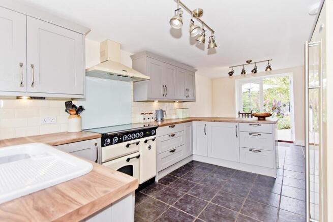 kitchen3.jpg
