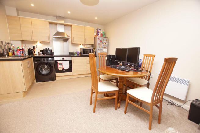 Lounge/ Dining/ Kitchen Area