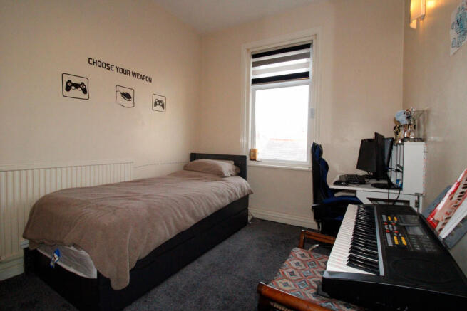 Photo 16