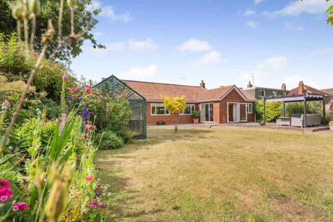 West End, Langtoft, PE6 photo 4