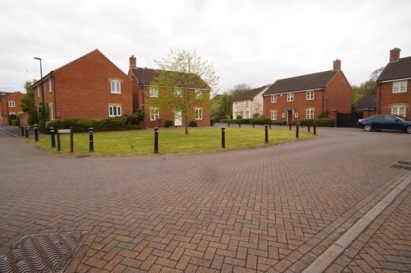 Aspect To Front Of Property