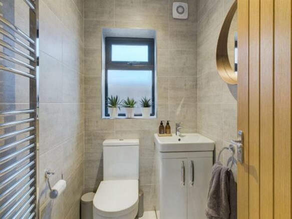 Cloakroom WC