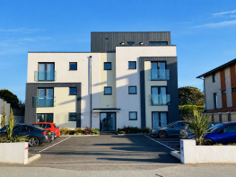 Flat 8, 72 Felicia House, Henver Road, Newquay TR7 3FR