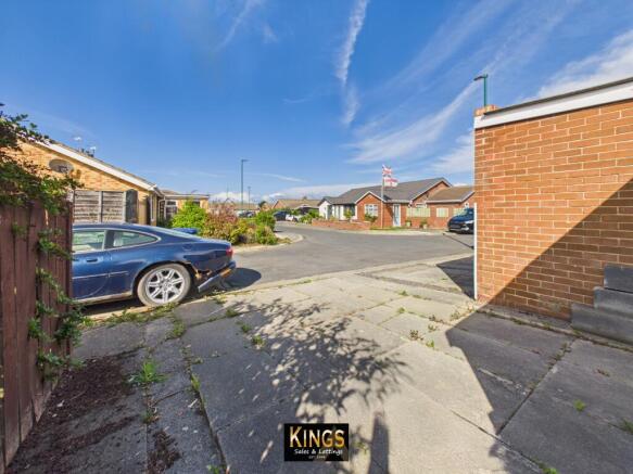 2 bed Detached Bungalow for sale Image 9