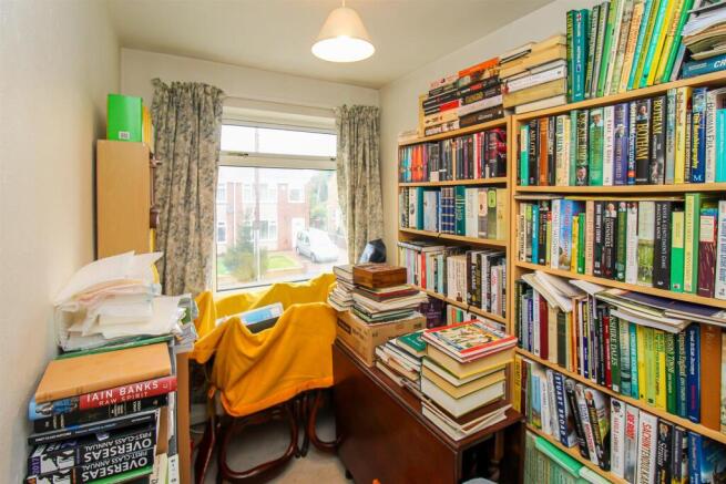 3 bed Semi-Detached for sale Image 7