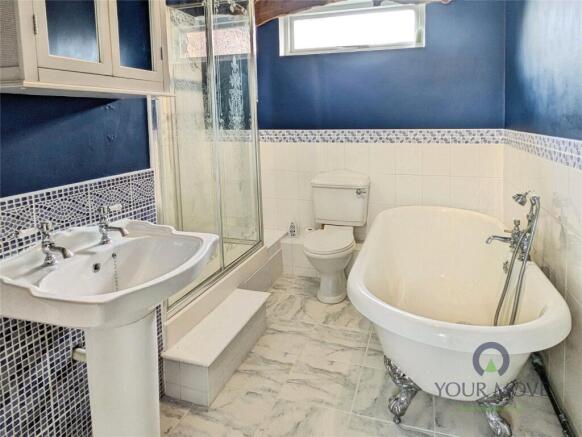 Bath/Shower Room