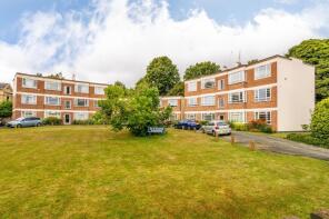 2, Old House Gardens, Park Road, Twickenham TW1 2QB