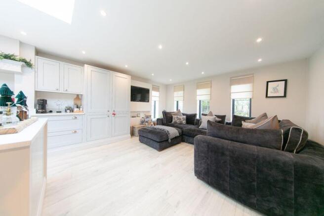 Living area & kitchen