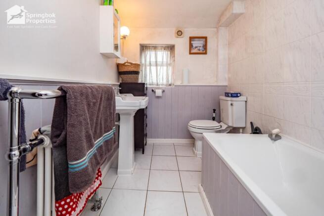 2 bed Terraced for sale Image 11