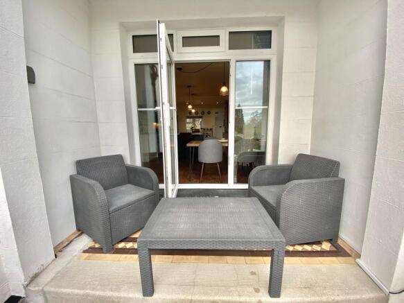 Breakfast Seating...