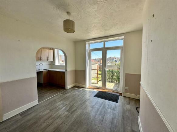 Dining Room: