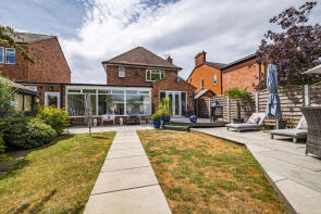 185, London Road, Newark NG24 3BW