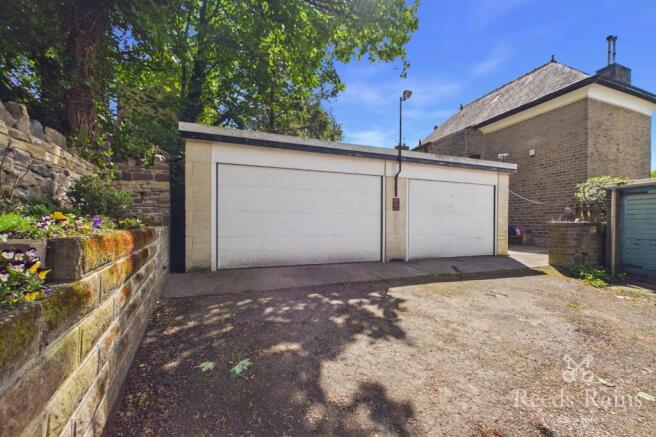 4 bed Detached for sale Image 7