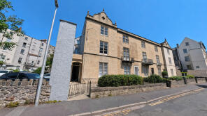 Flat 3, 10, South Terrace, Weston-super-mare BS23 2AT